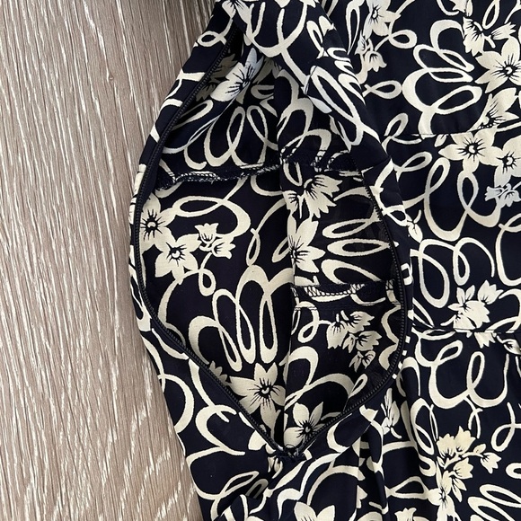 Vintage 90s Banana Republic Deep Navy & Cream A-Line Mini Dress - Picture 7 of 7